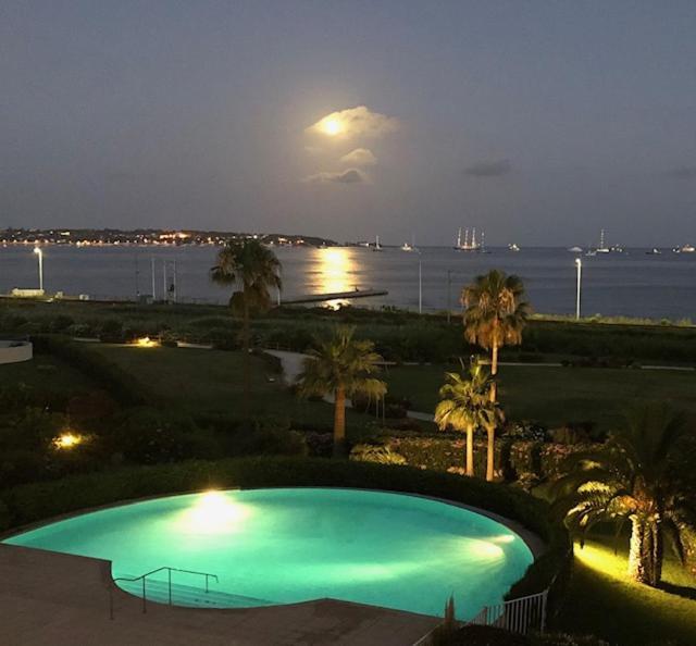 Appartement Le Grand Large à Antibes Extérieur photo
